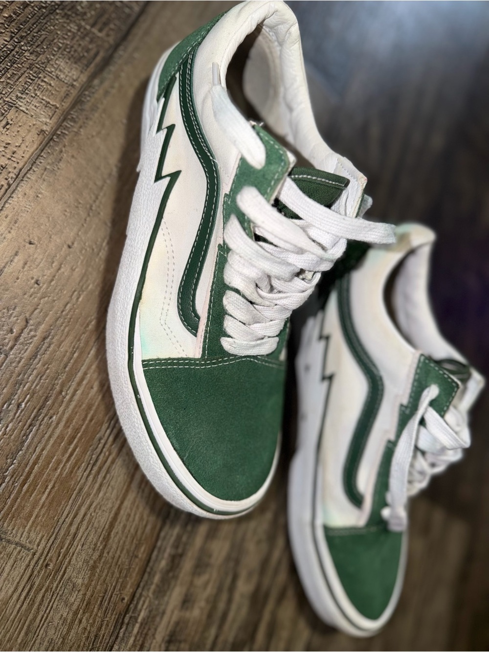 Vans Men’s Green and White Low-Top Sneakers - Lightning Side Stripe